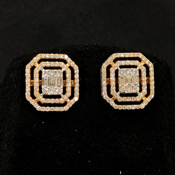 Attractive diamond stud earring by 