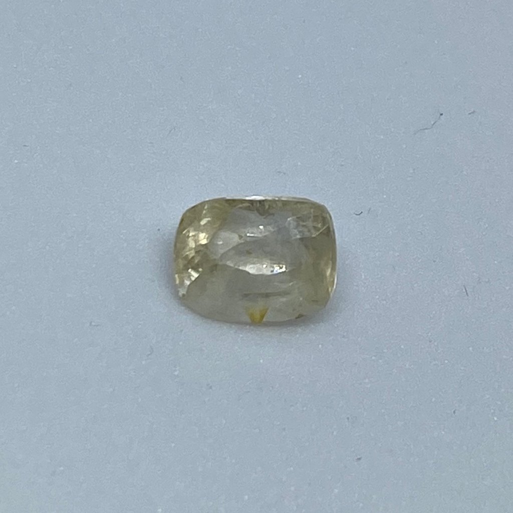 3.55ct cushion yellow yellow-sapphire-pukhraj