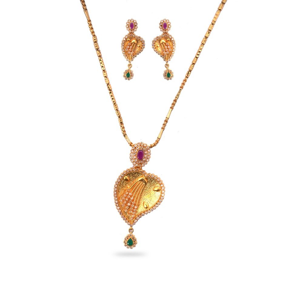 916 Gold Heart Shape Pendant Set