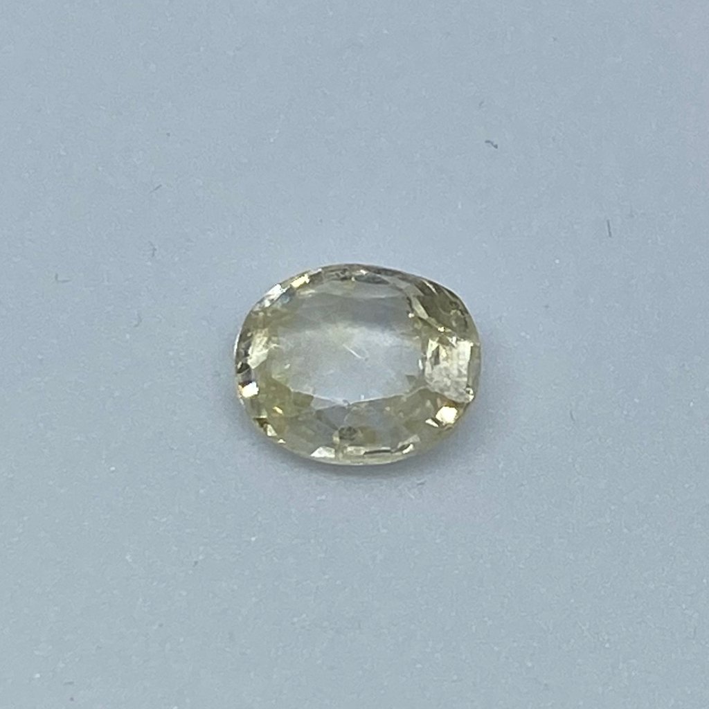 2.90ct oval yellow yellow-sapphire-pukhraj